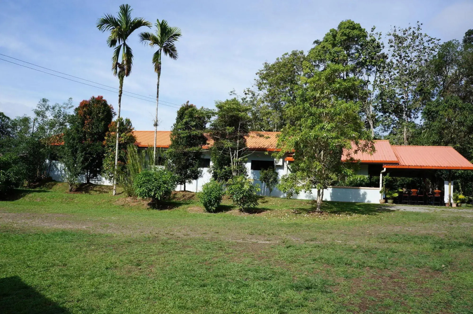 OYO 90037 The 7 Lodge Tambunan