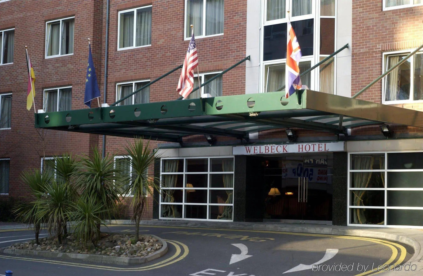 Апарт-отель Roomzzz Nottingham City