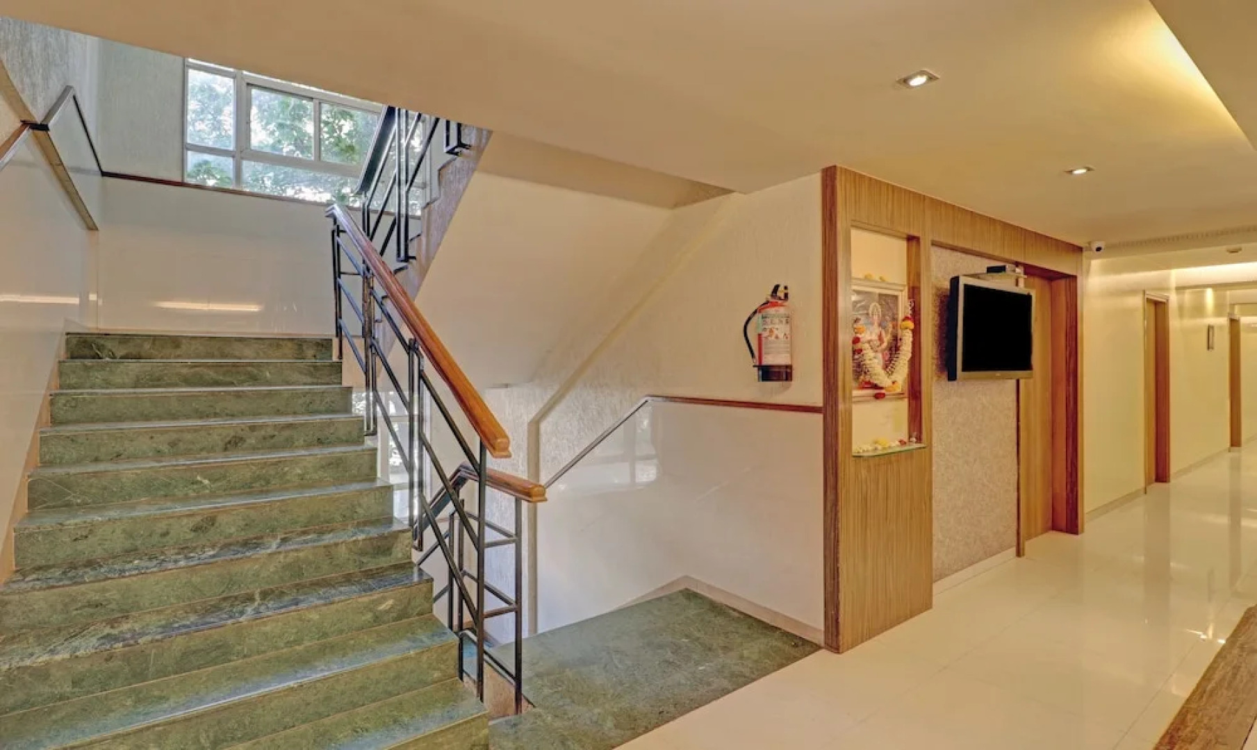 OYO 2586 Hotel Vikrant Residency