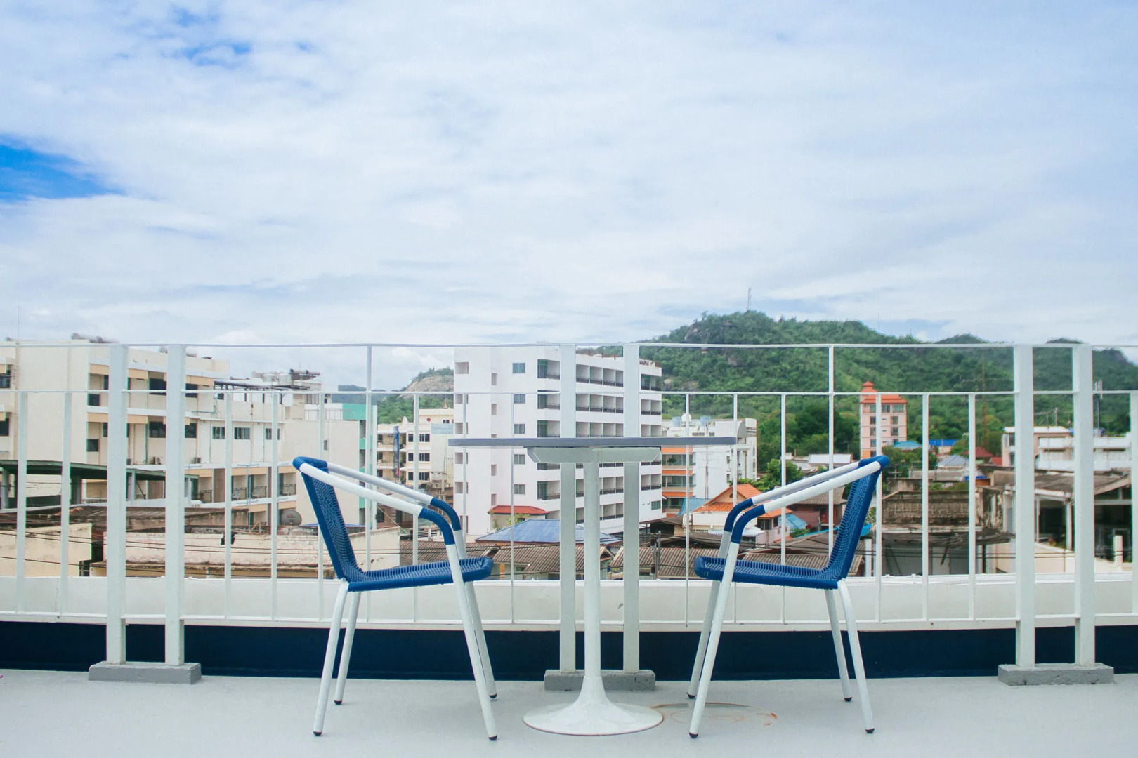 The Moon Hostel Hua Hin