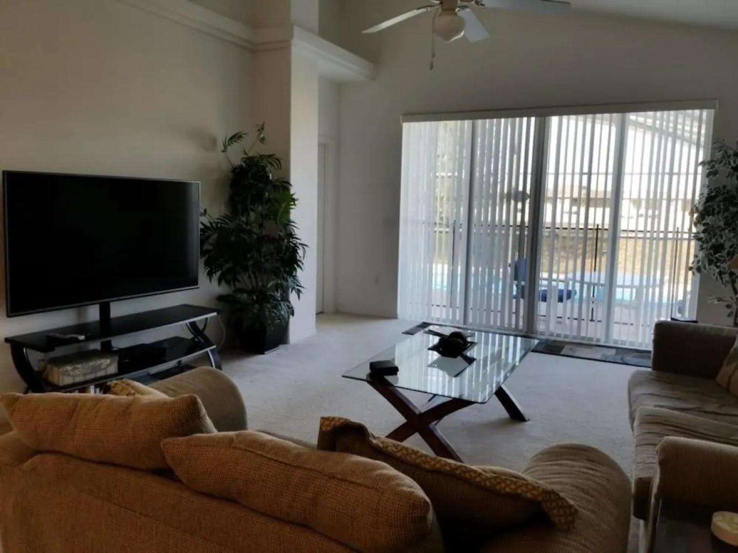 4BR Marbella Pool Home by FVH