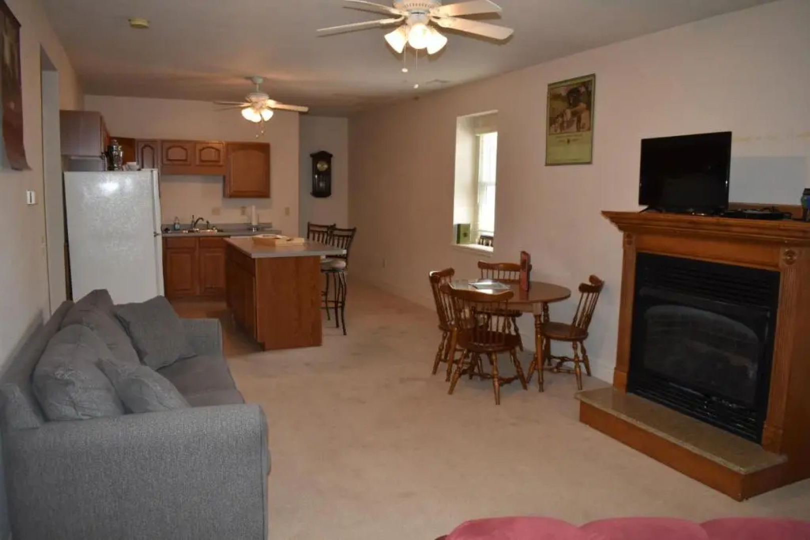 Hermann Crown Suites