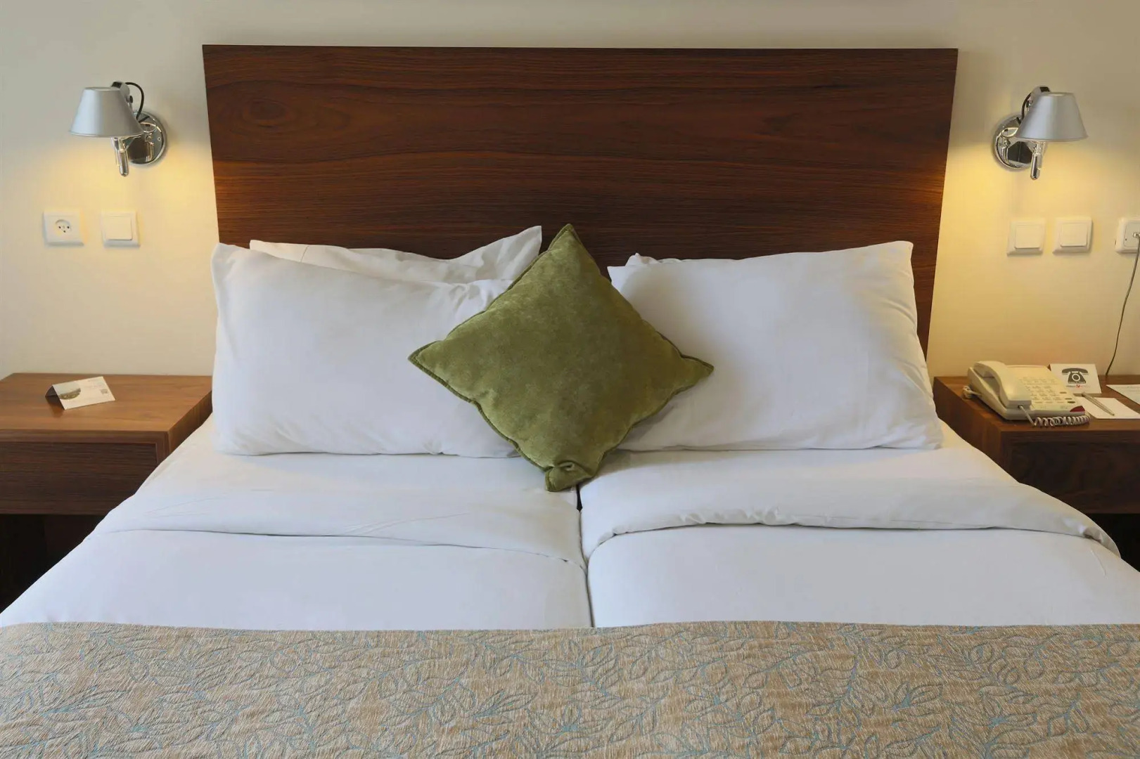 Jacob Tiberias by Jacob Hotels