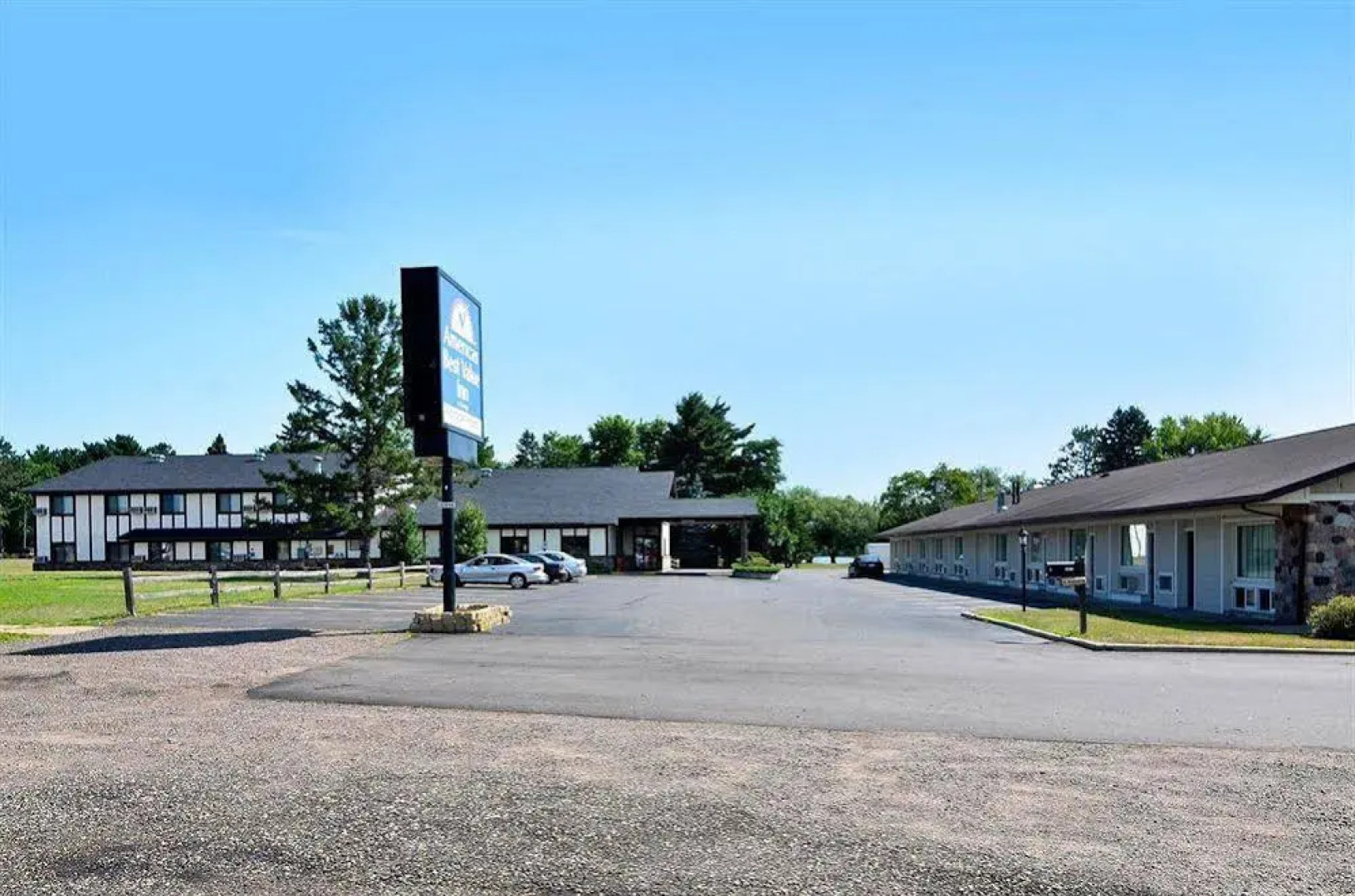 Super 8 Hayward Wisconsin