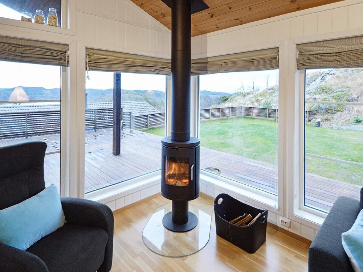 9 Person Holiday Home in Lyngdal