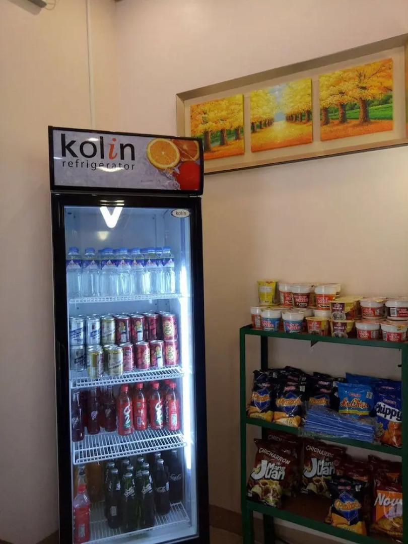 Meaco Royal Hotel - Taytay