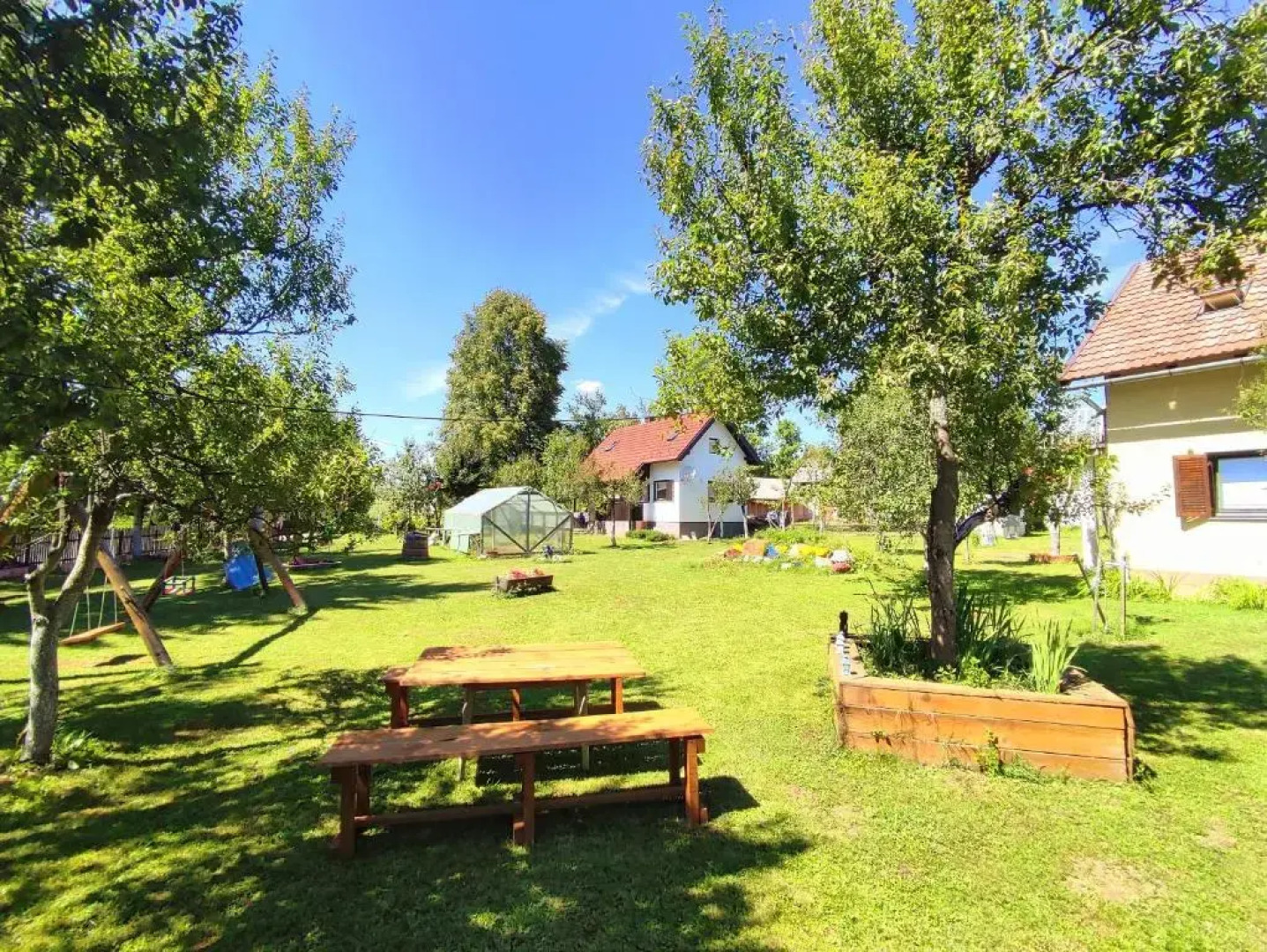 Apartments Eco Forest Resort