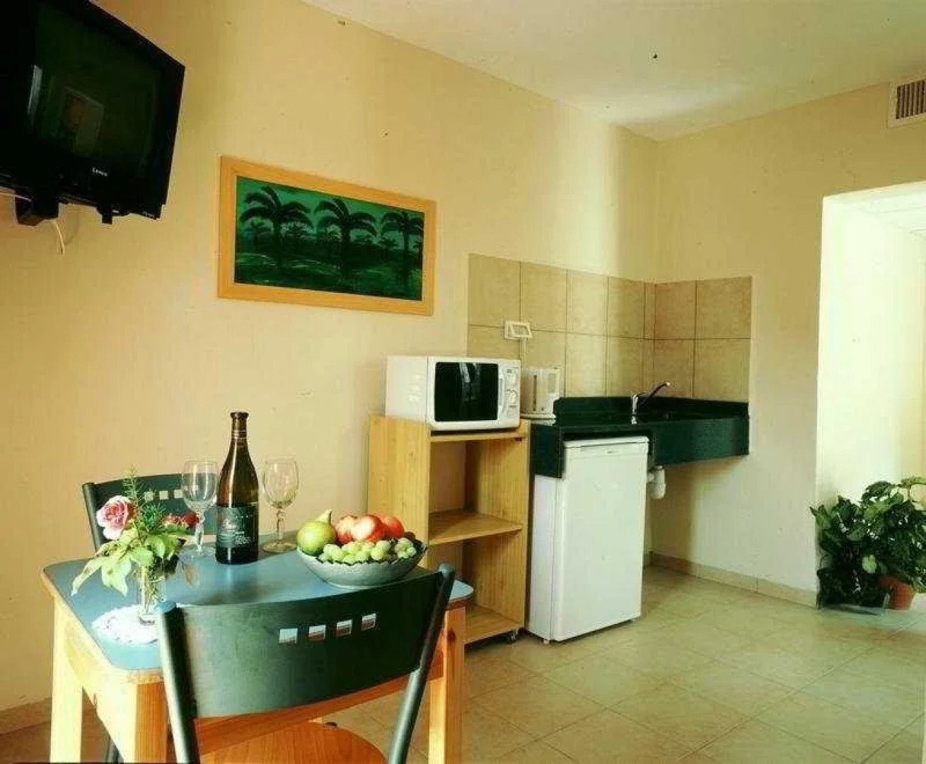 Shaar Hagolan Kibbutz Country Lodging