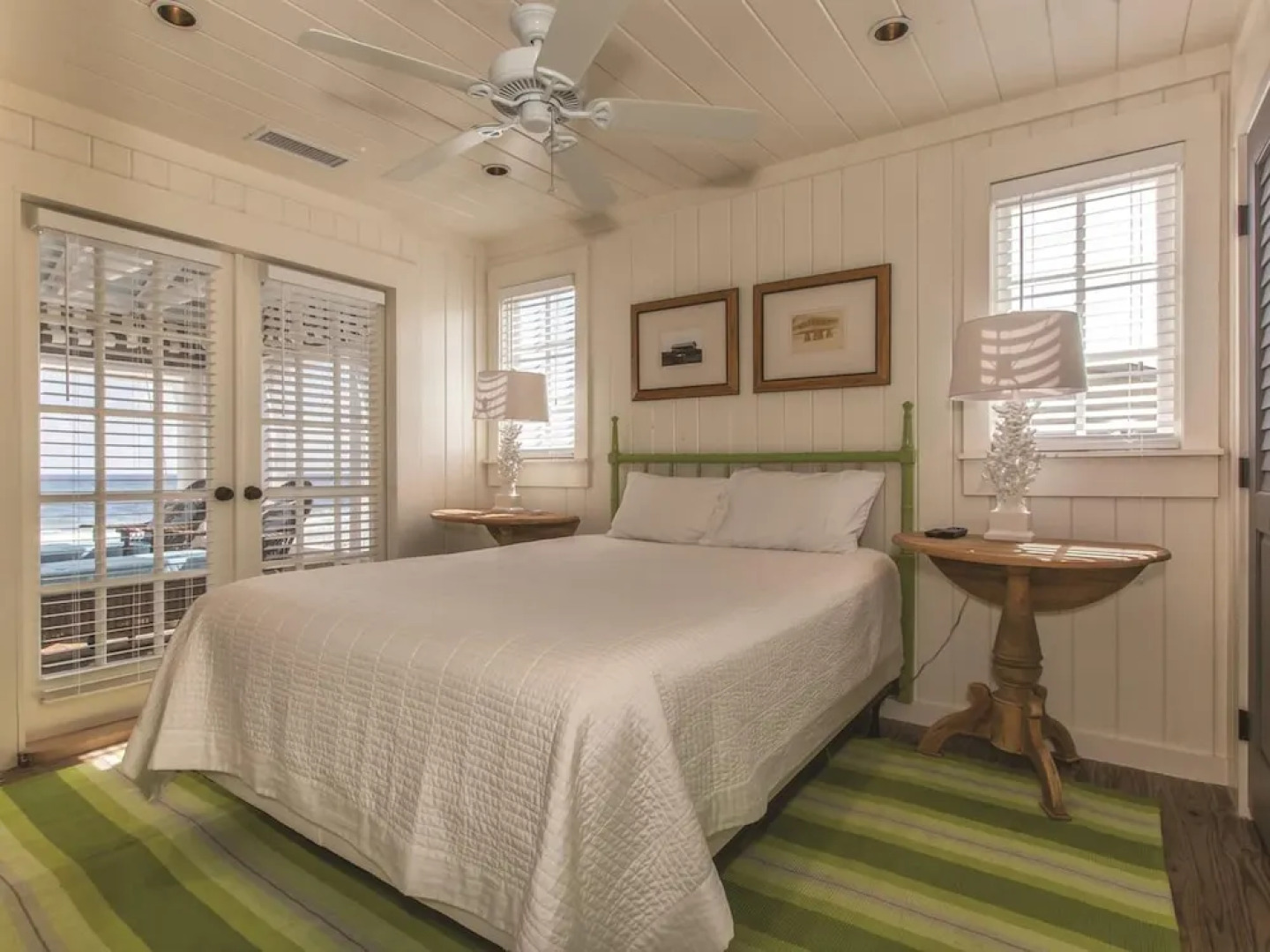 Aunt Pattie's Cottage by Youngs Suncoast