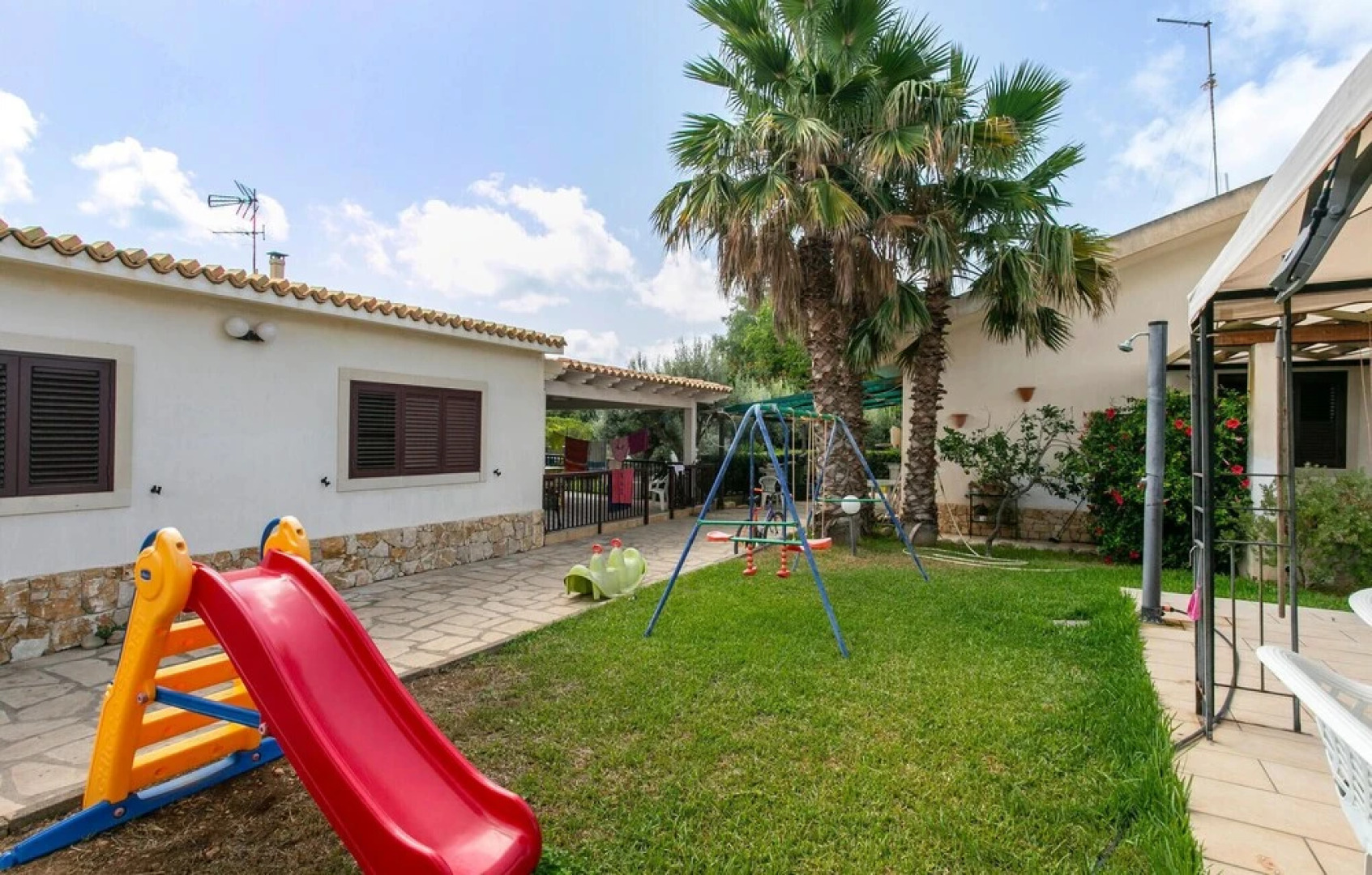 Amazing Apartment in Kaukana With Outdoor Swimming Pool, Wifi and 2 Bedrooms