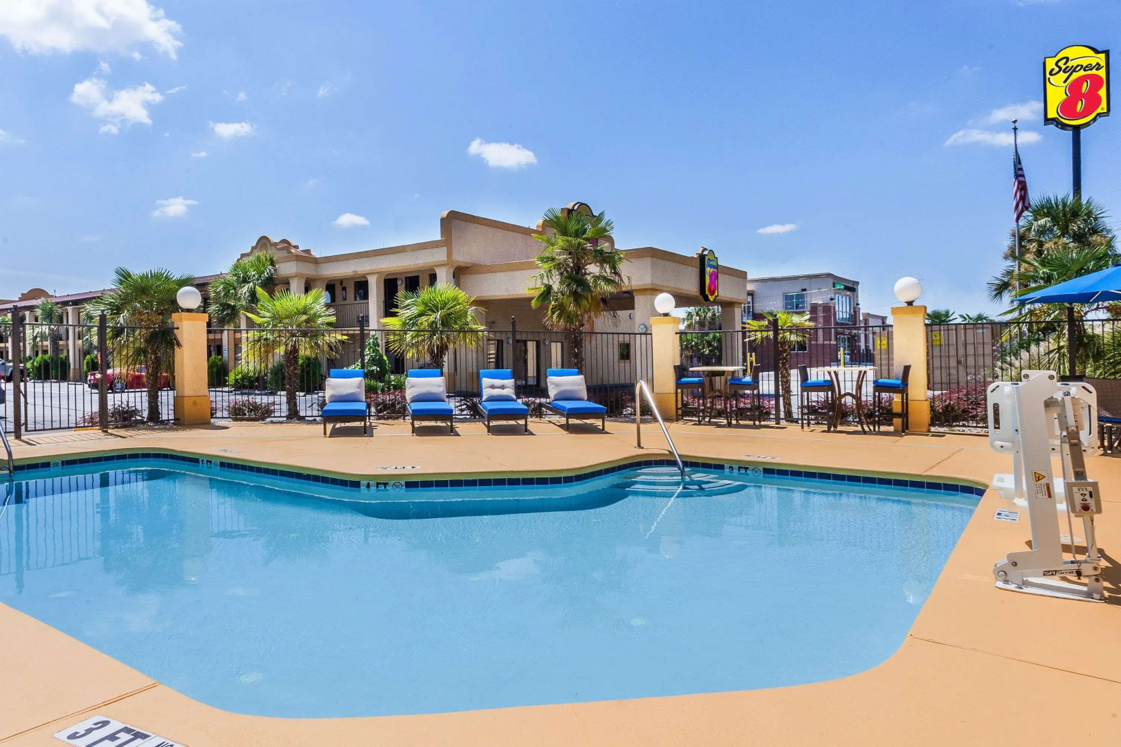 Super 8 by Wyndham Stockbridge