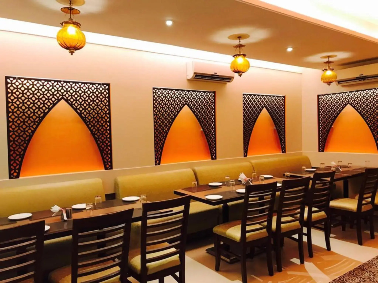 Lumbinis Grand Hotel