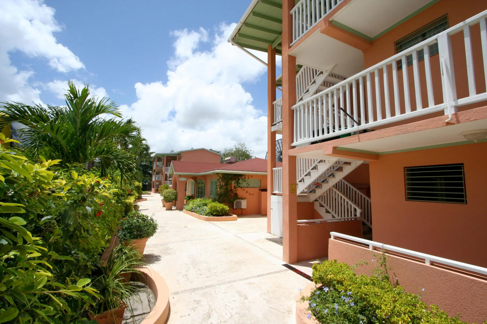 Worthing Court Apartment Hotel