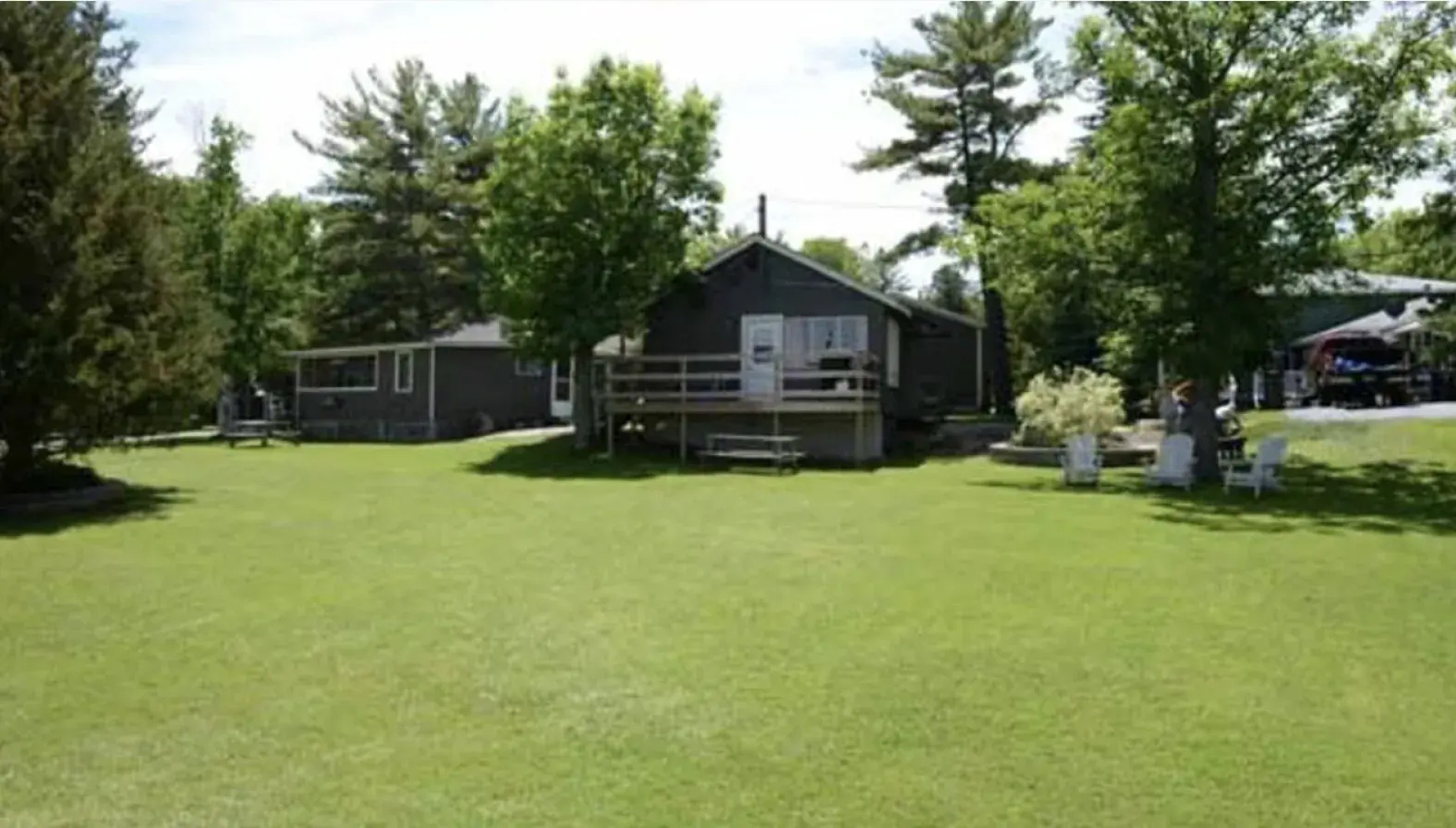 Sunnylea Resort & Cottages