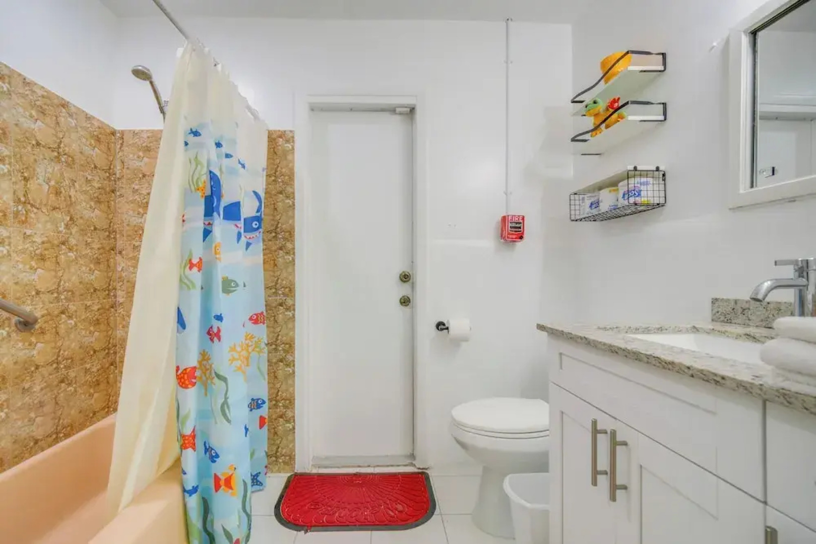 < 3 Mi to Hard Rock Stadium: Miami Home w/ Sunroom