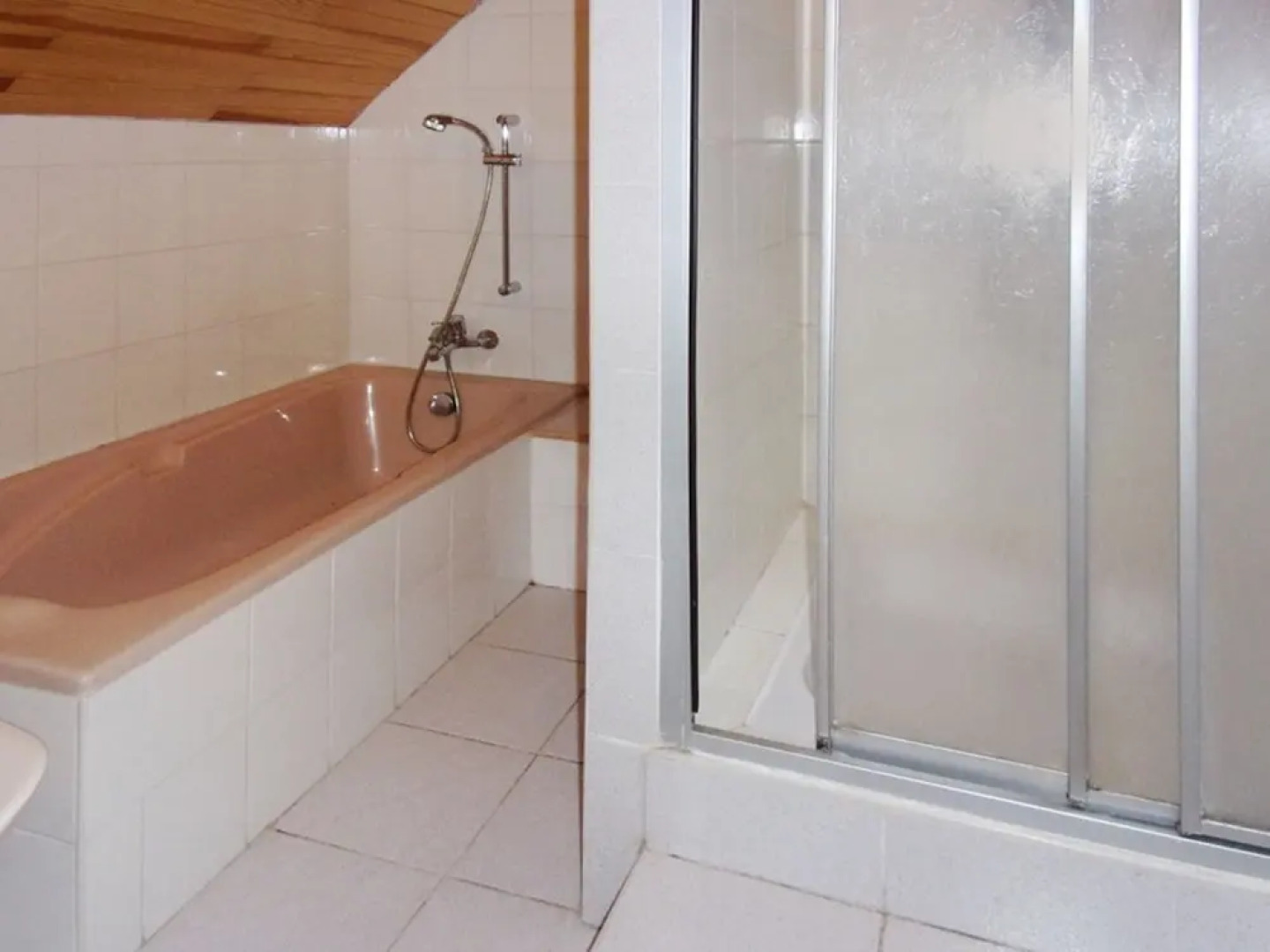 Villa With 5 Bedrooms in Concarneau, With Private Pool, Furnished Gard