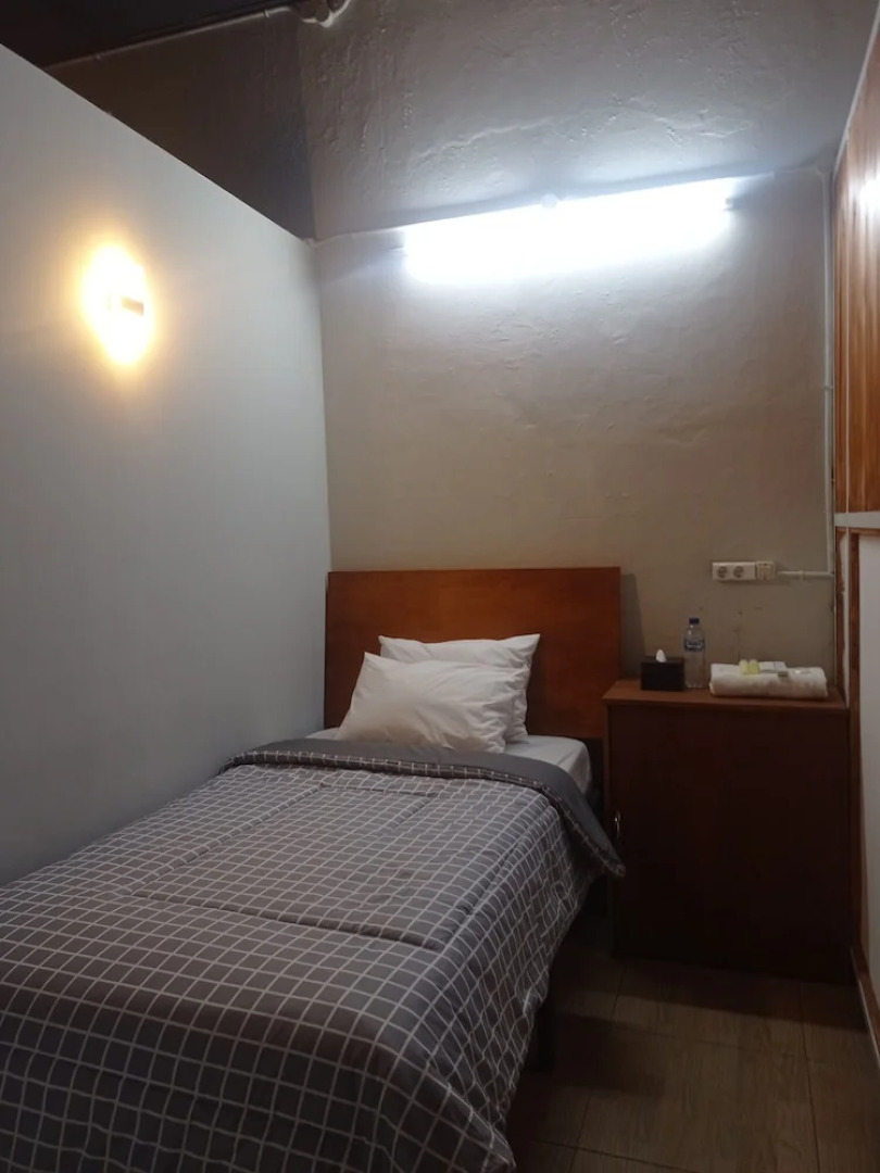 Watu Agung Guest House