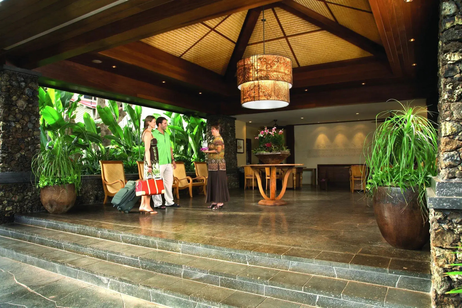Aina Nalu Lahaina by Outrigger