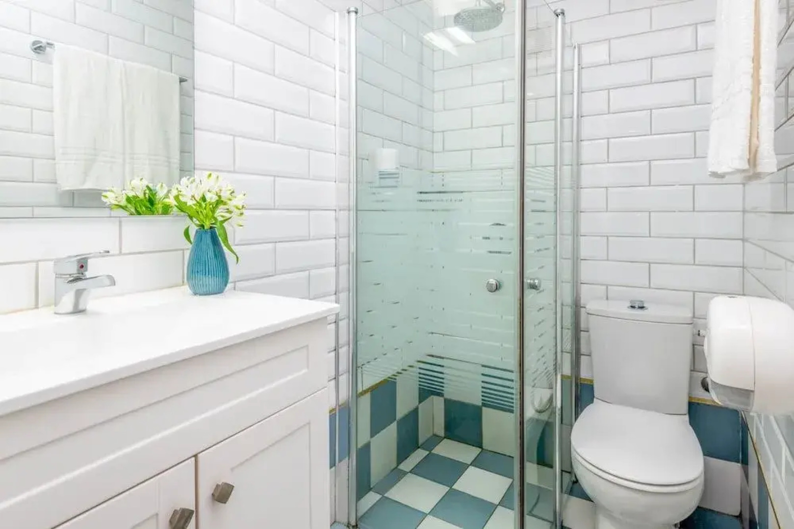 Gesher HaZiv TravelHotel