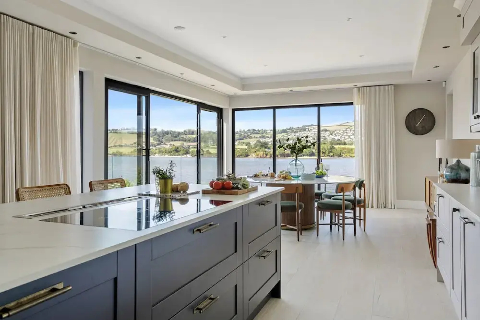 Gable View in Combeinteignhead