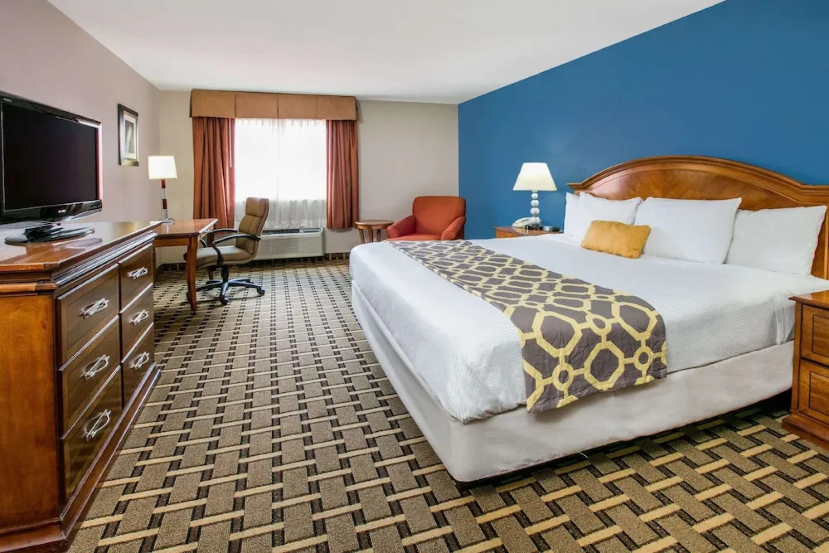 Baymont Inn & Suites Lawton