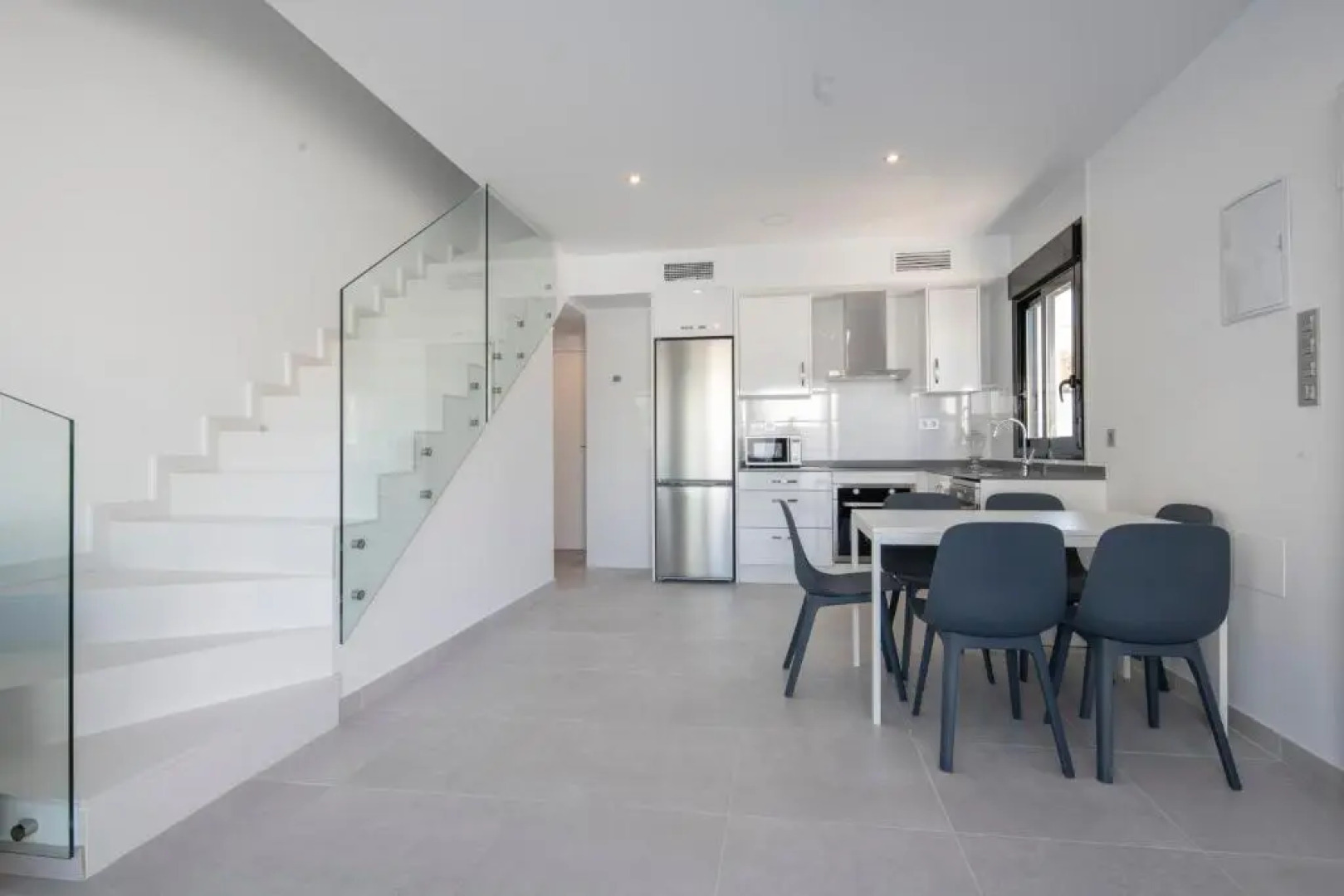 Luksusvilla med privat basseng - plass til 2 familier