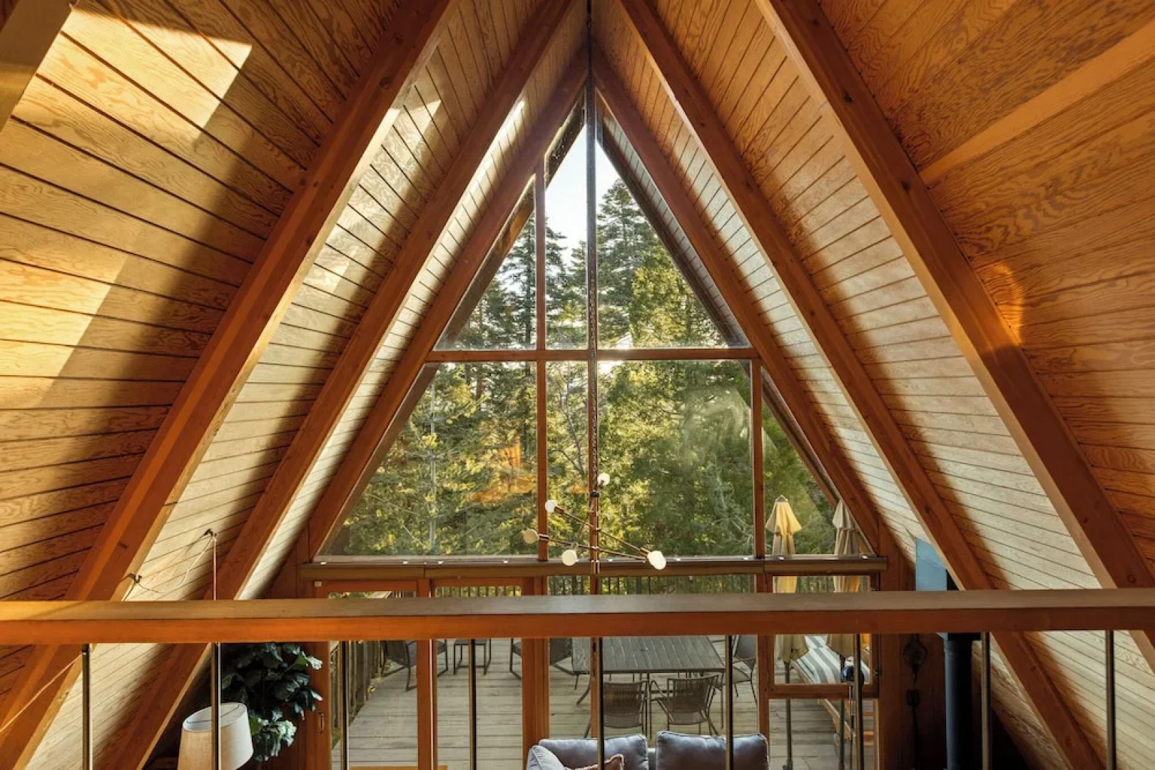 The Tranquil Pines A-frame Cabin Spectacular Views!