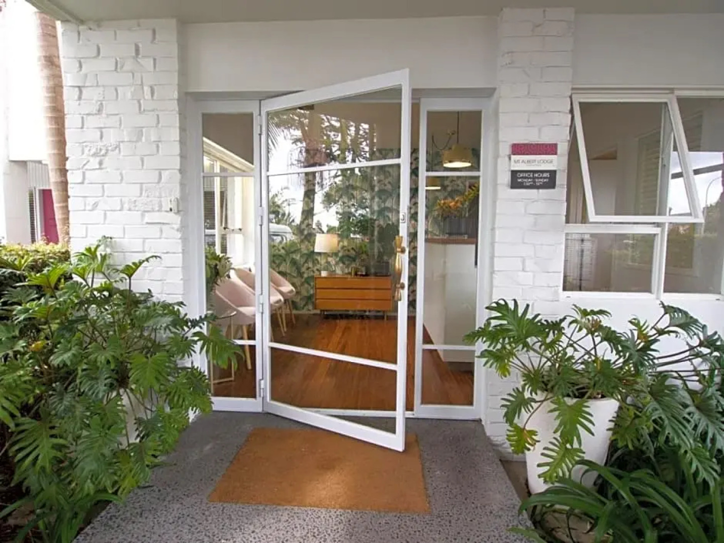 Mount Albert Motor Lodge