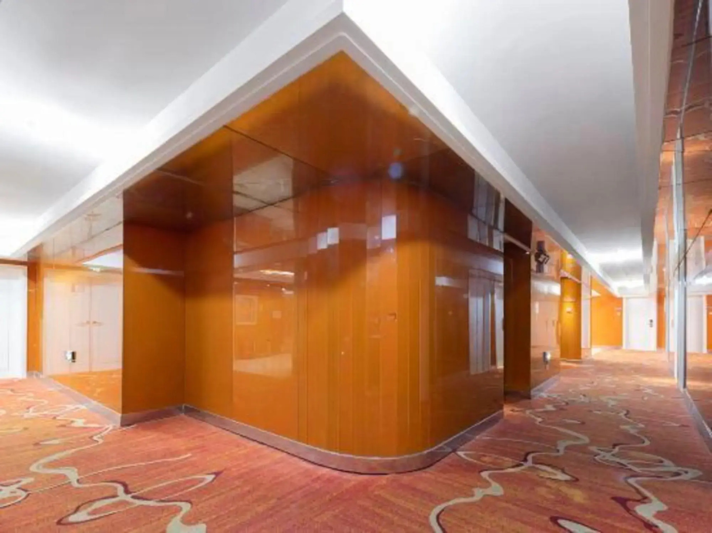 Shengjing Yijia Hotel