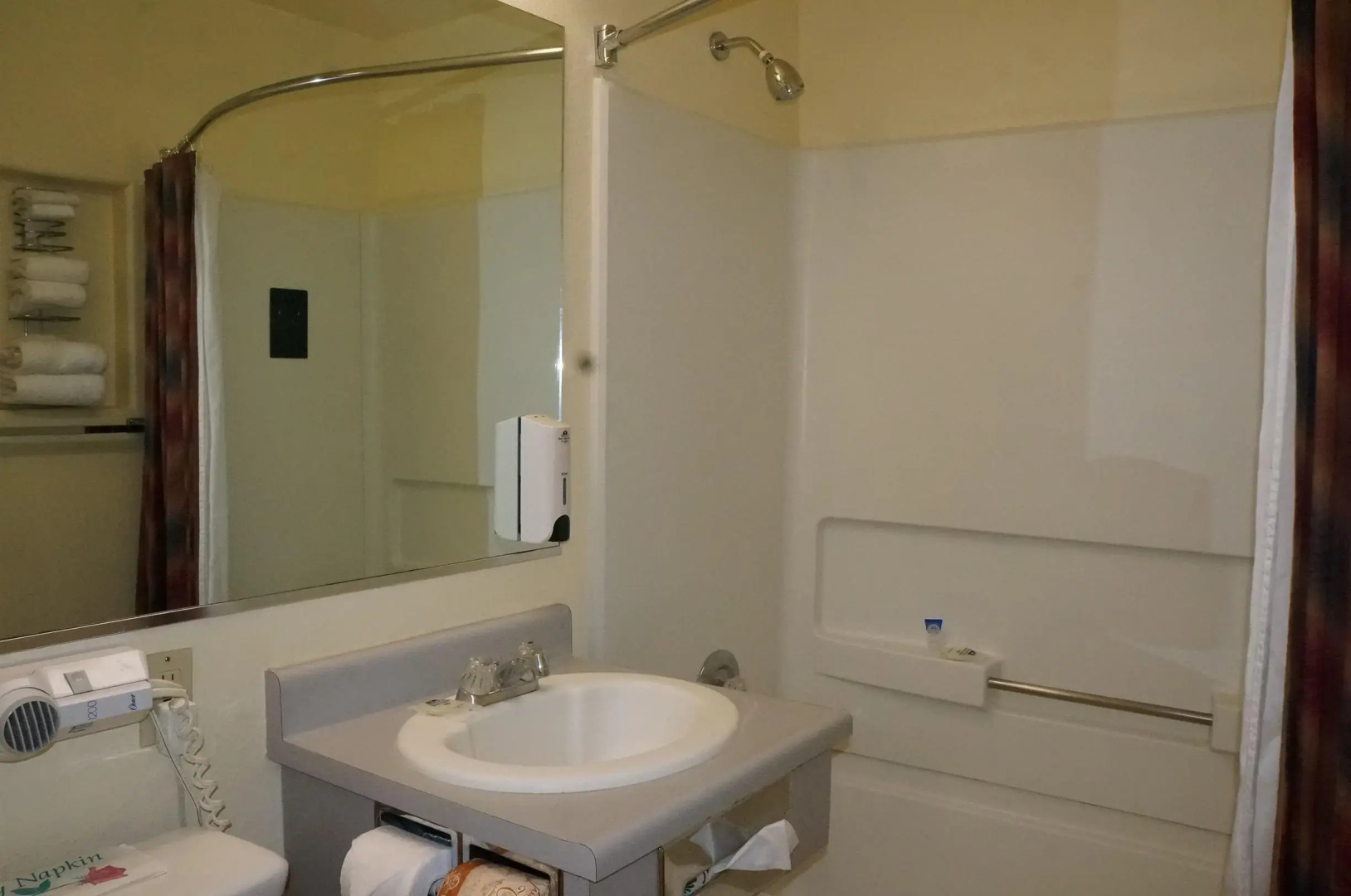 Americas Best Value Inn & Suites Oroville