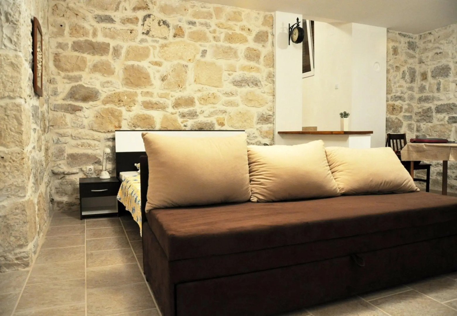 Oasis - SA1(2+2) in Veli Rat