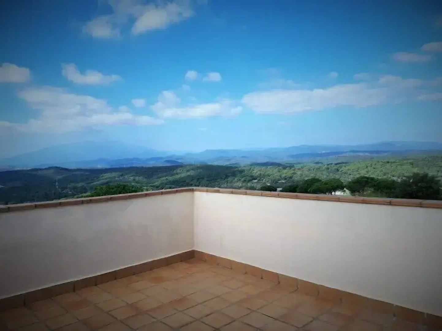 Chalet con piscina y vistas a 10min de la playa de Blanes