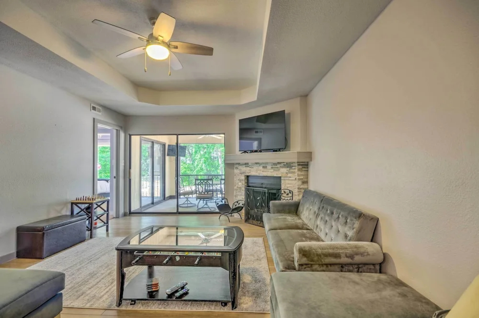 1 Mi to Lake of the Ozarks: Condo w/ Fire Pit!