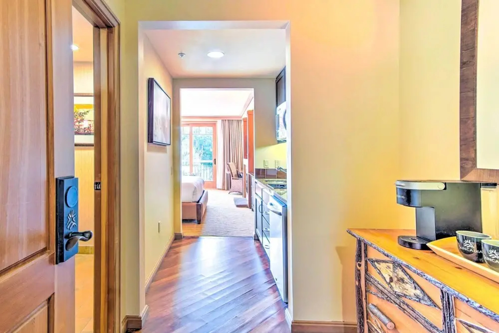 Stunning Cle Elum Studio With Juliet Balcony!