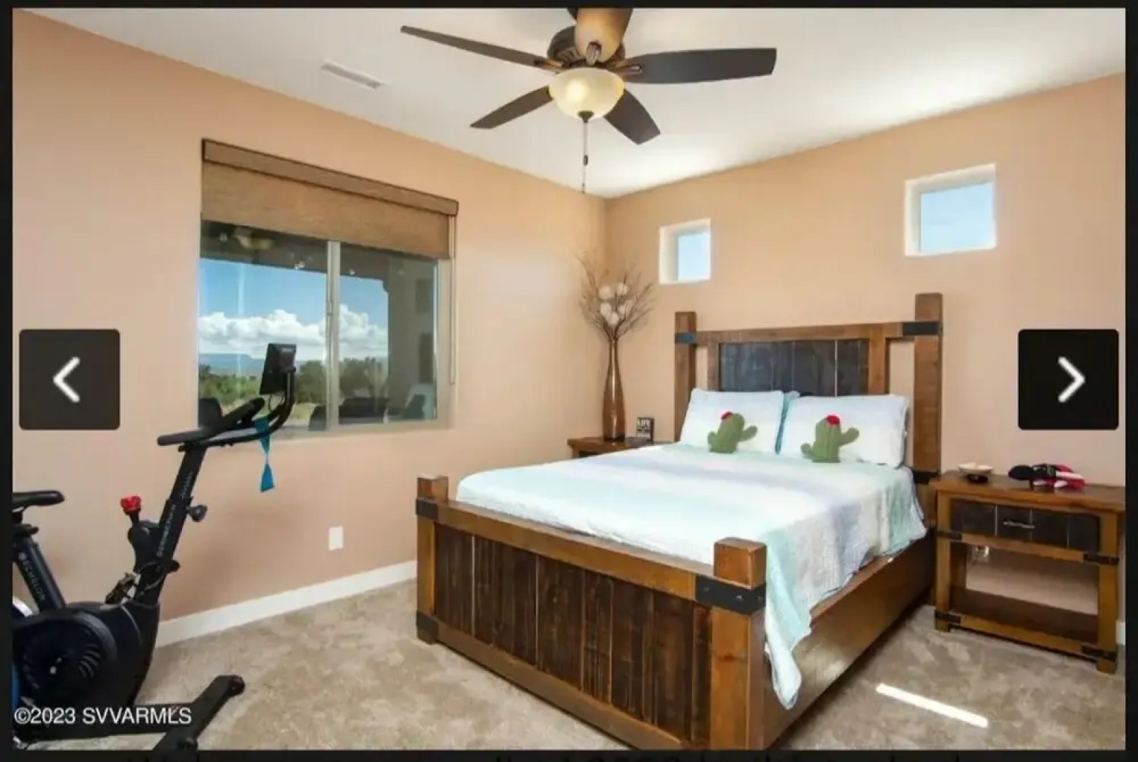 Beautiful Home with Incredible Red Rock Views With Outdoor Fire Pit