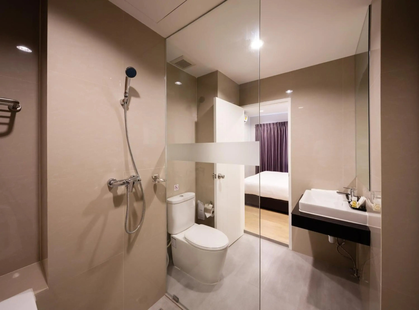 Horsehill Hotel Sriracha