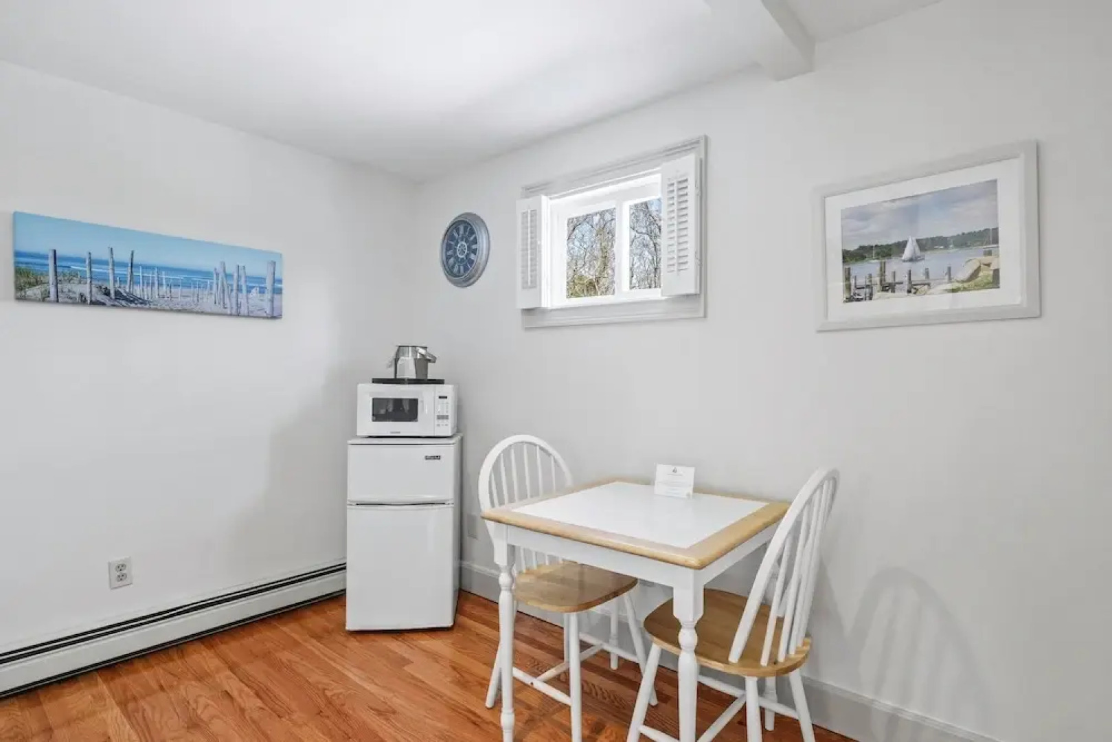 Eagle Wing Inn - Cape Cod