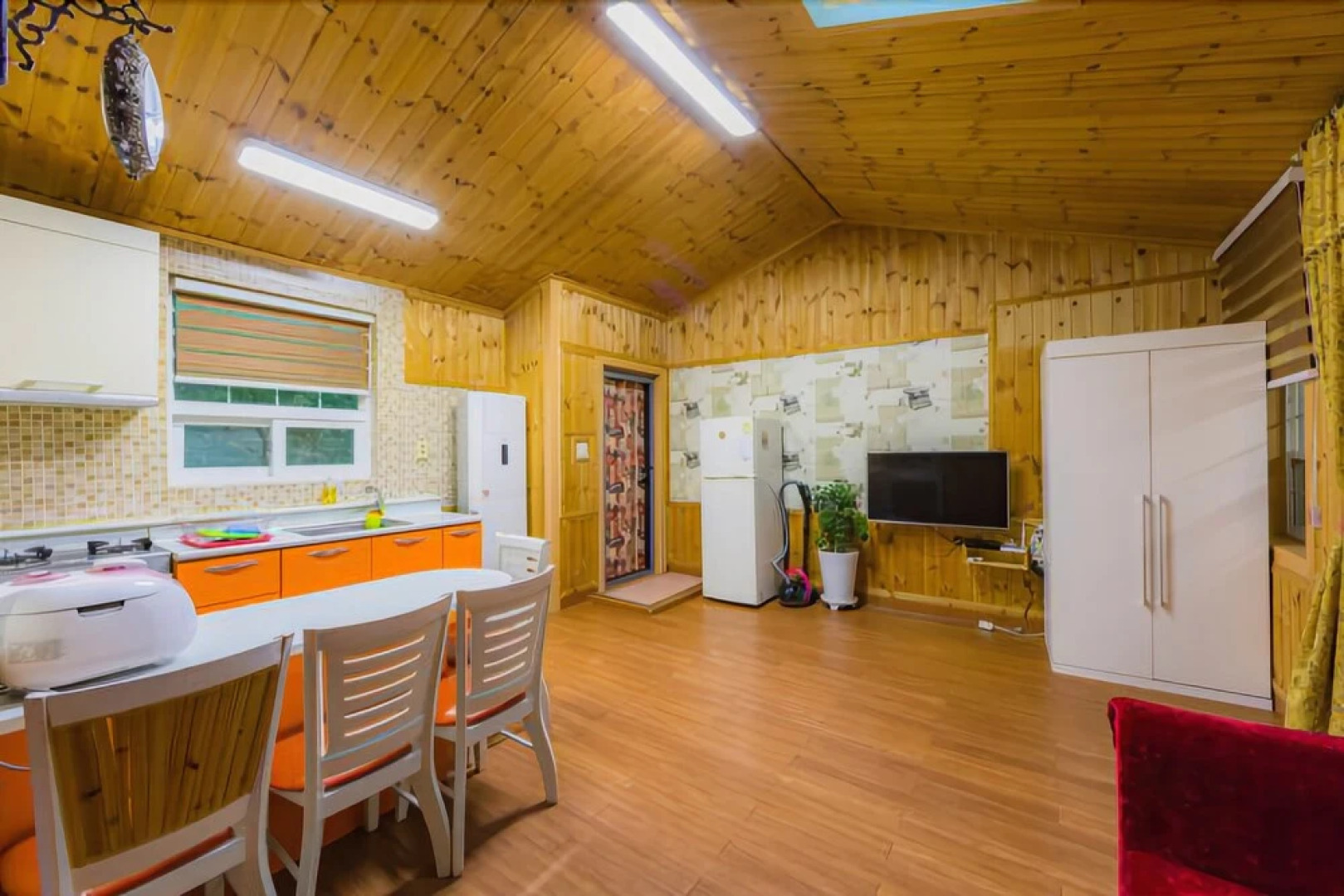 Yangpyeong Wide-garden House Pension