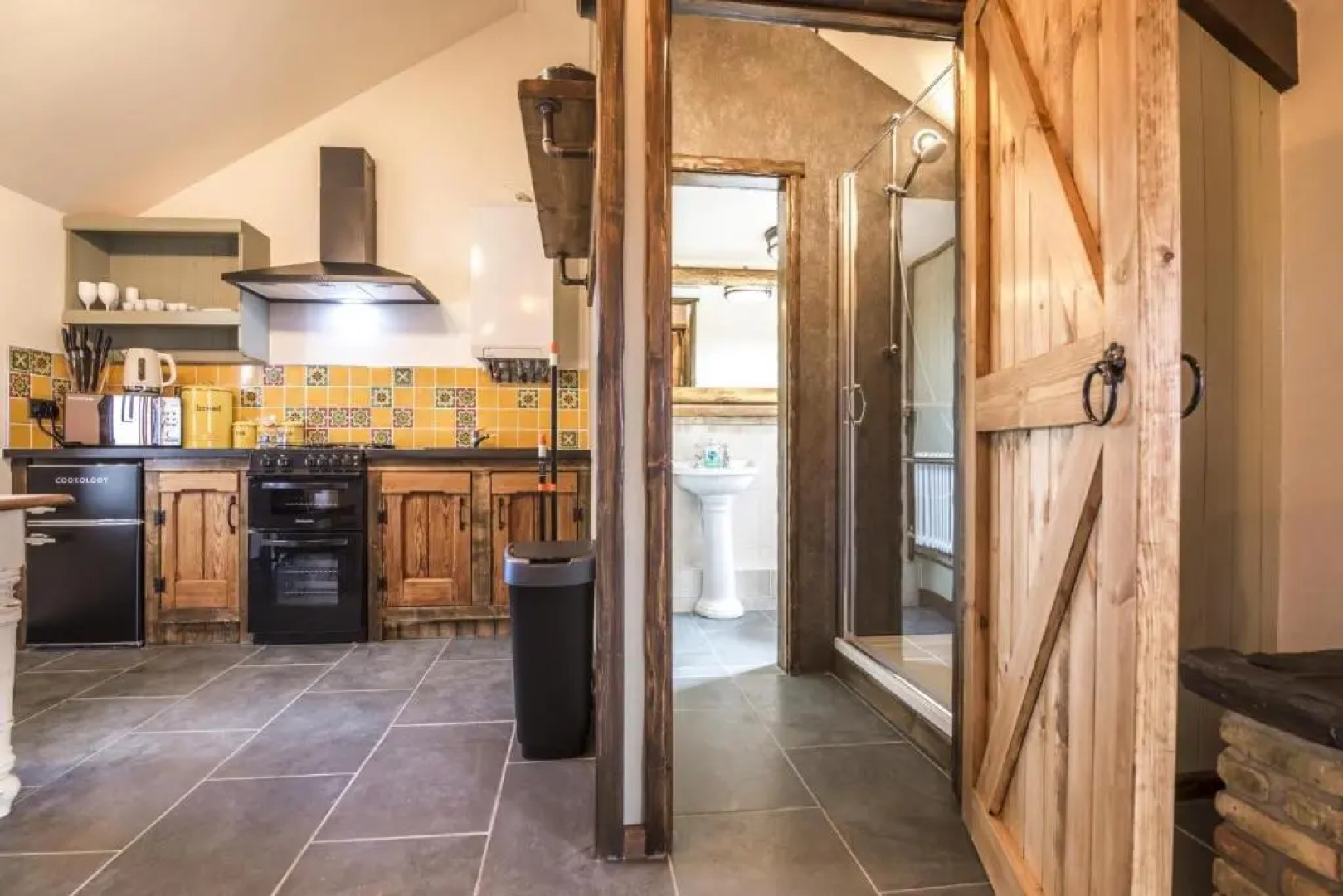 Fern Cottage - Luxurious 1 Bedroom - Blossom Farm