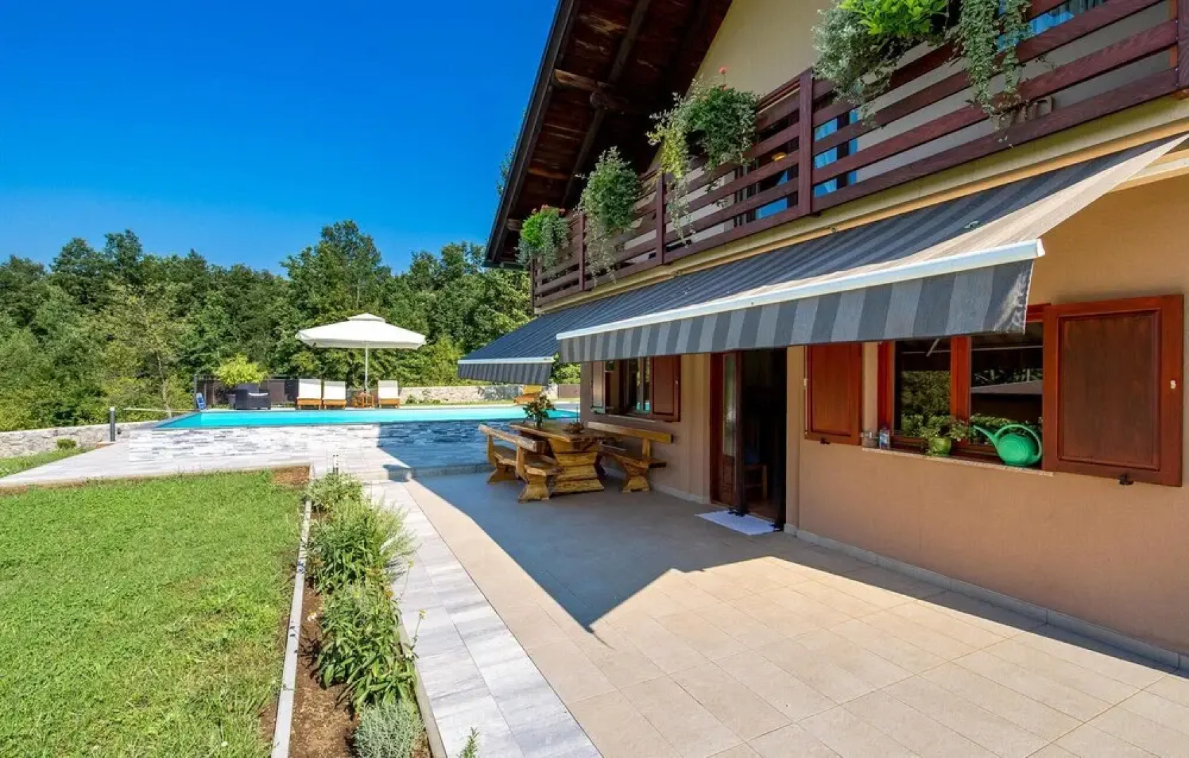 Stunning Home in Slunj With 3 Bedrooms, Wifi and Outdoor Swimming Pool