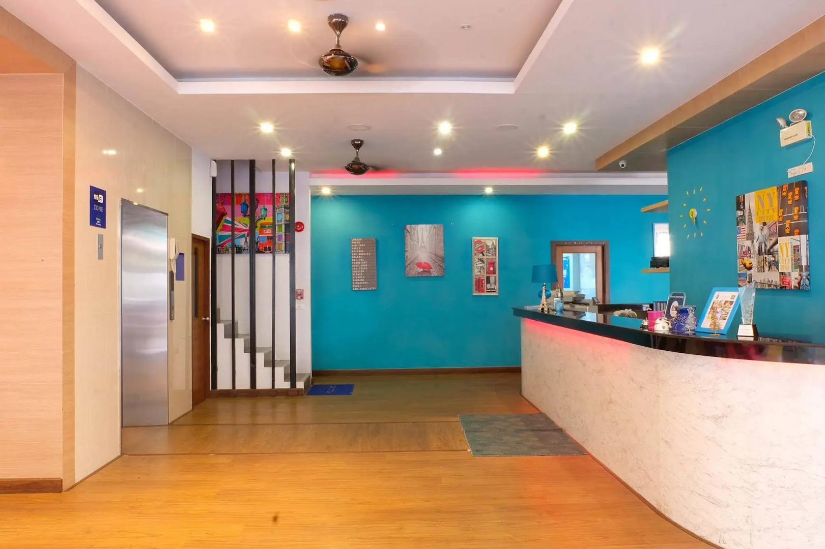 iCheck inn Central Patong