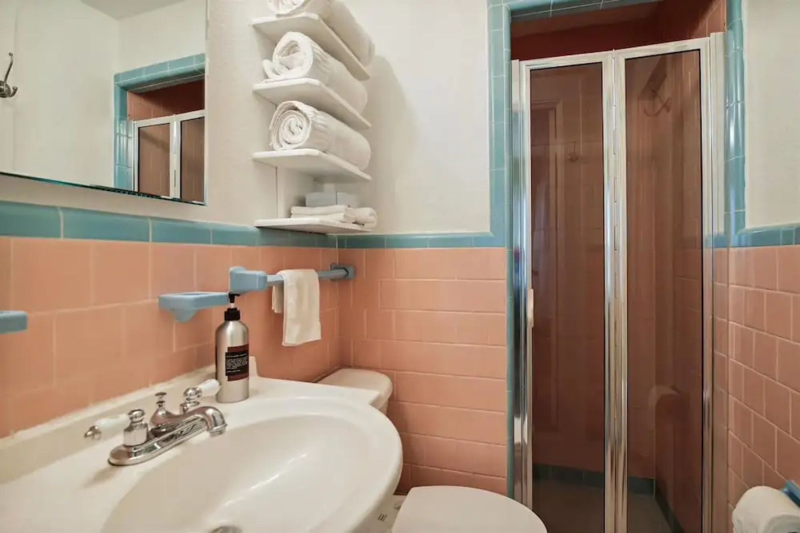 Endless Summer 3 Br home by RedAwning