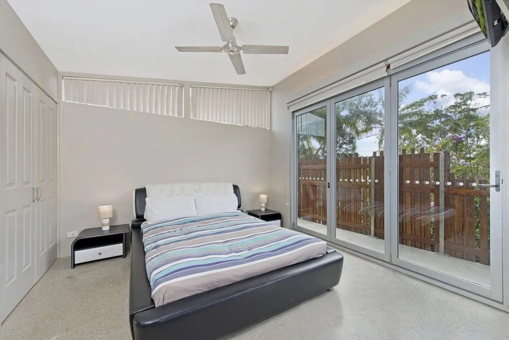 Sun Worship Crescent Head