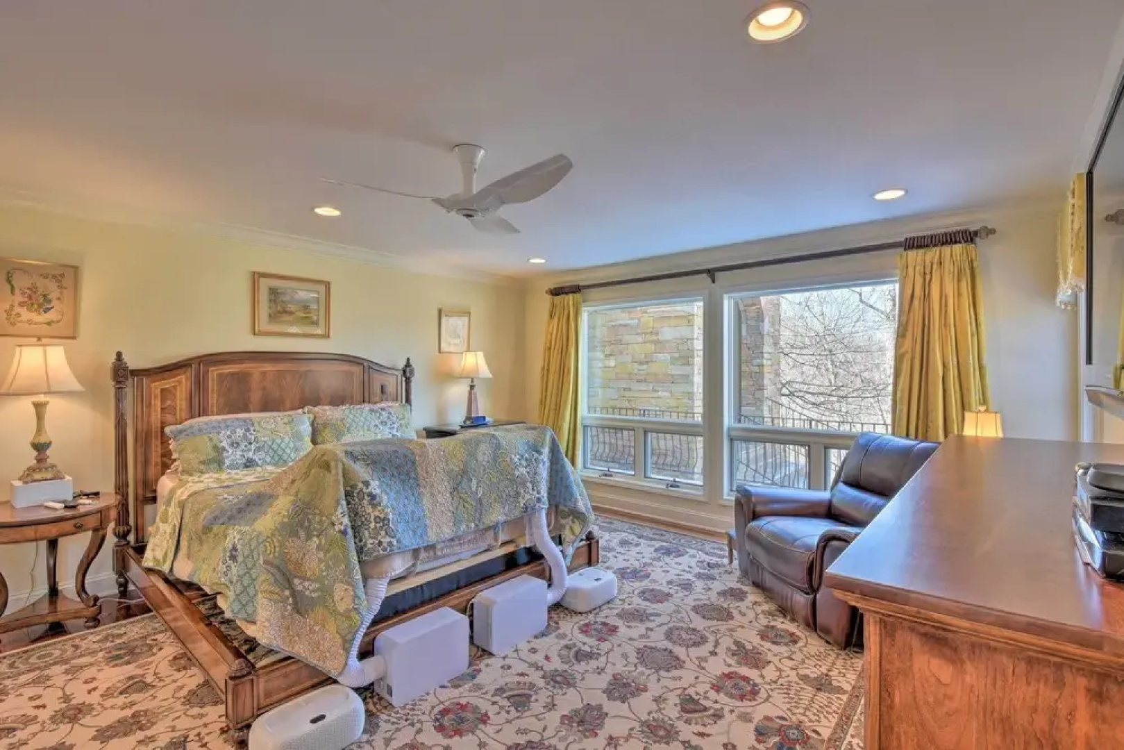 Captivating Vacation Rental Apt in Hayesville!