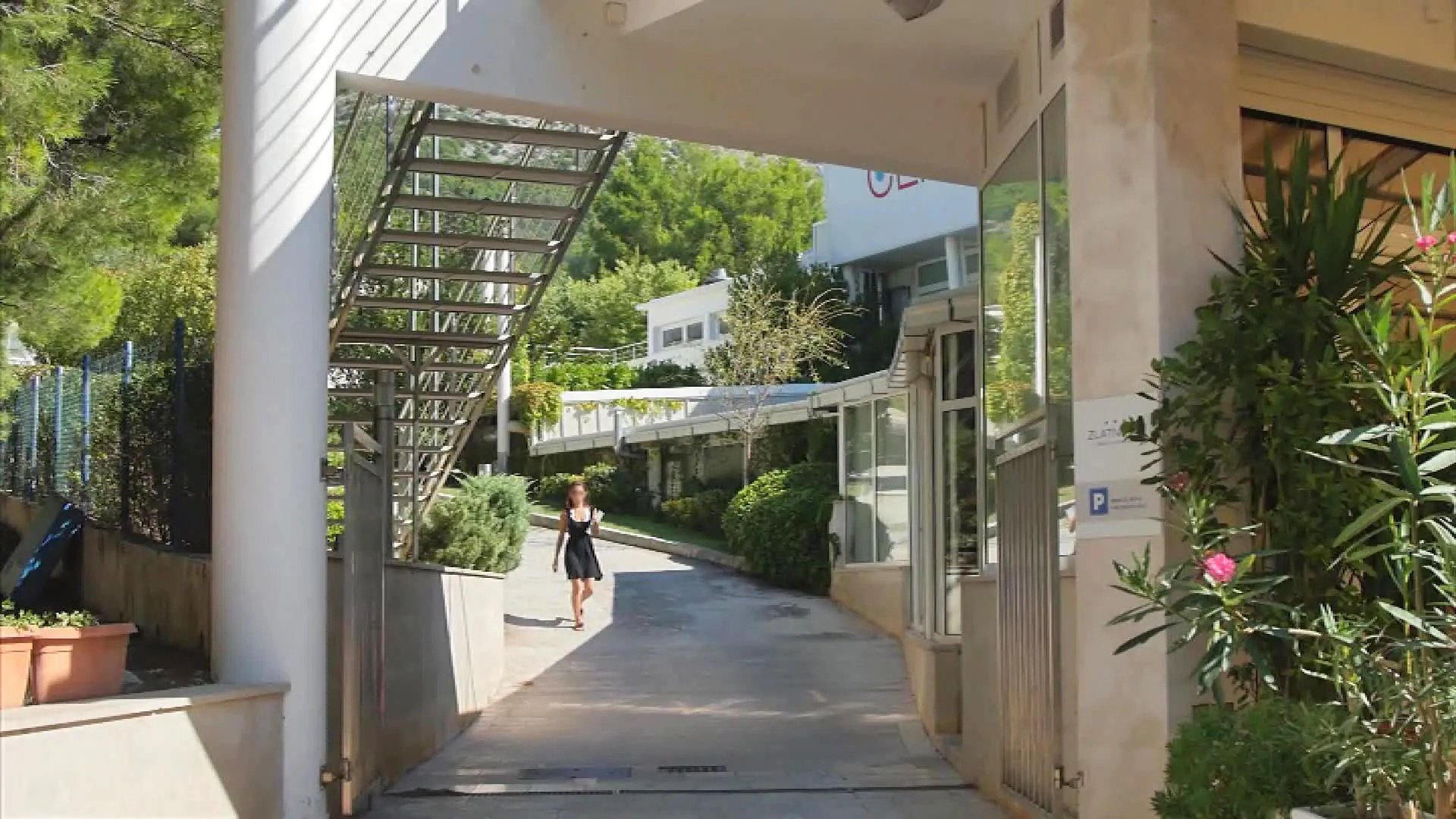Zlatni Rat Beach Hotel