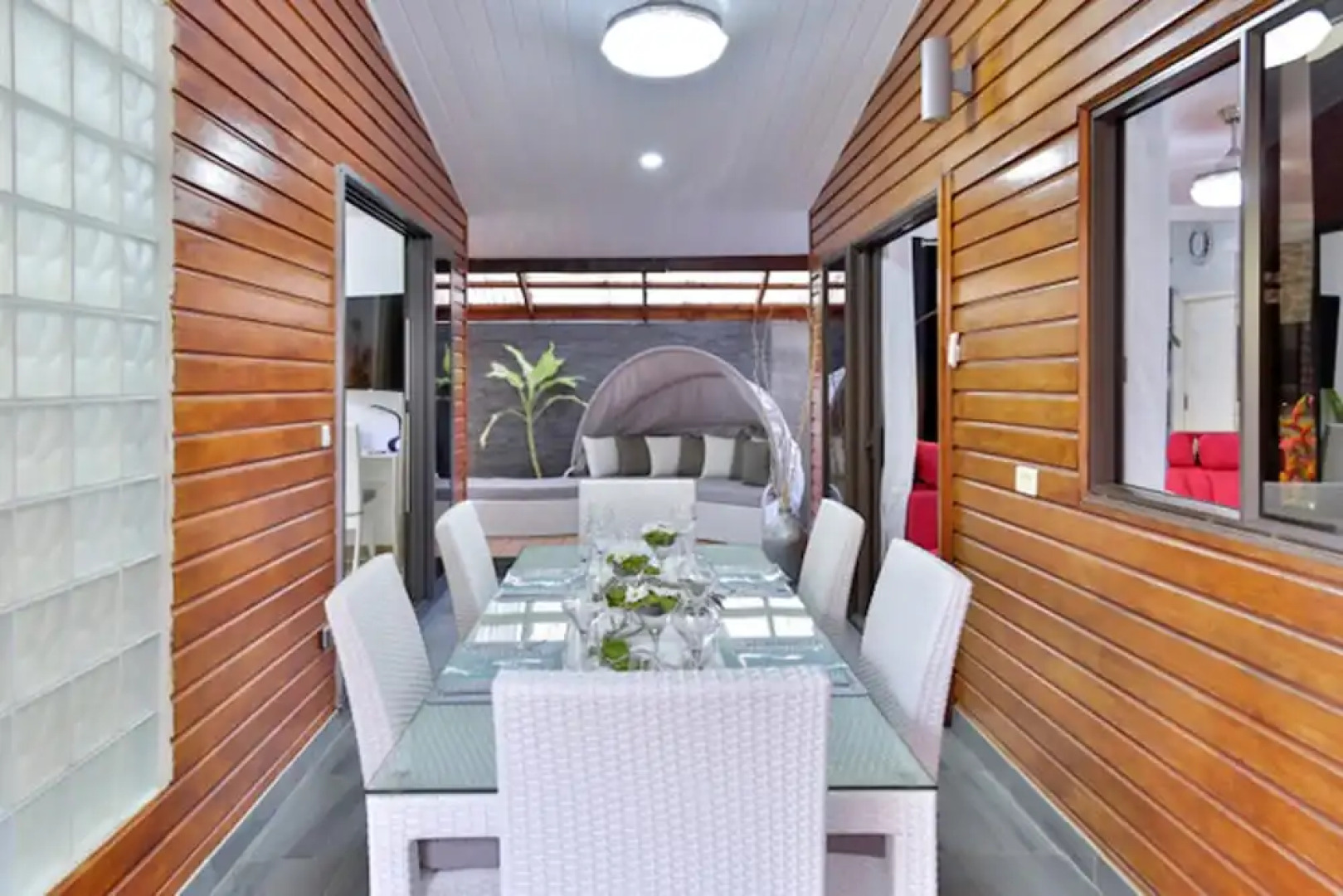 House With 2 Bedrooms in Puna'auia, With Enclosed Garden and Wifi