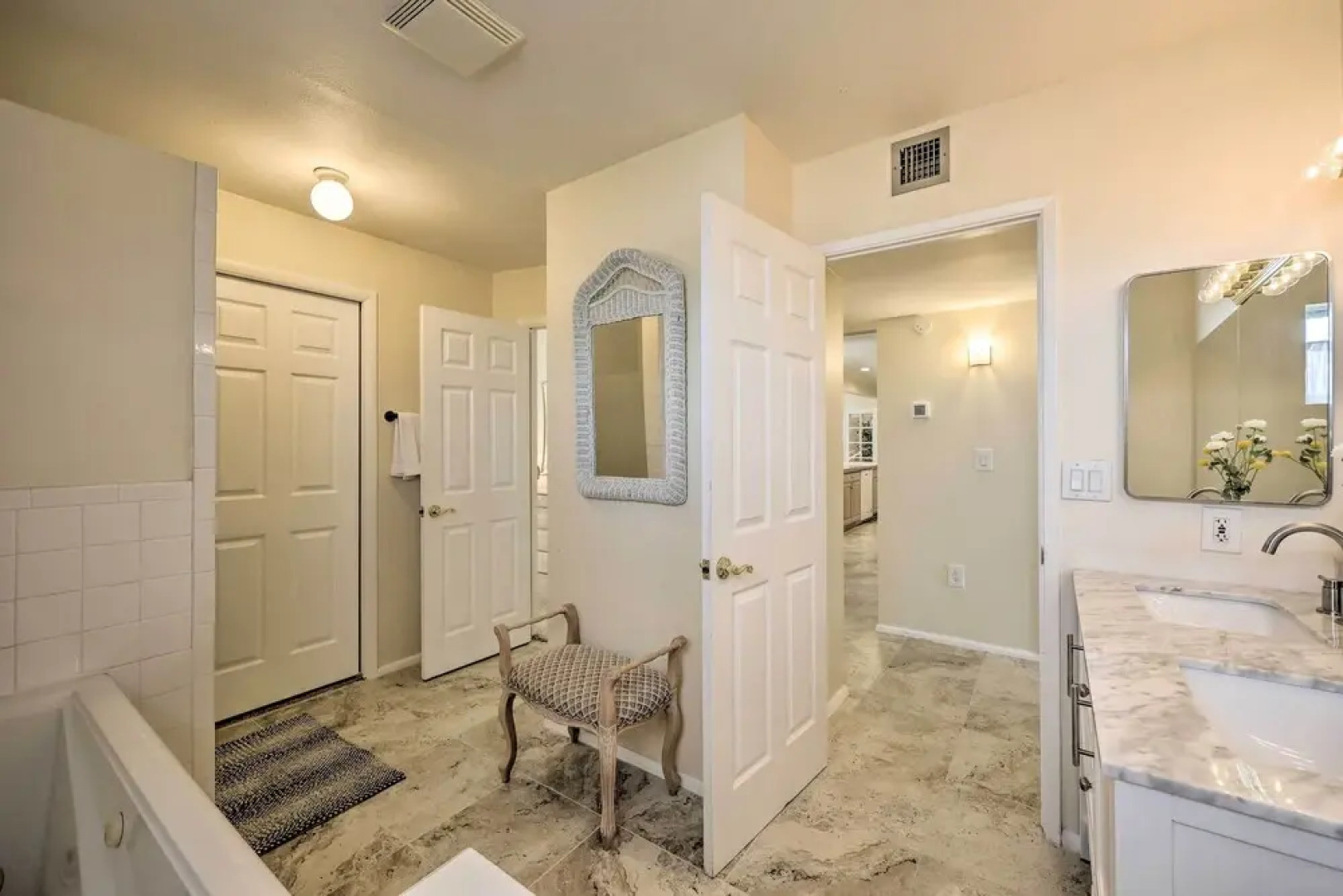 Quiet Sun City Home w/ Grill - Golf & Hike Nearby!