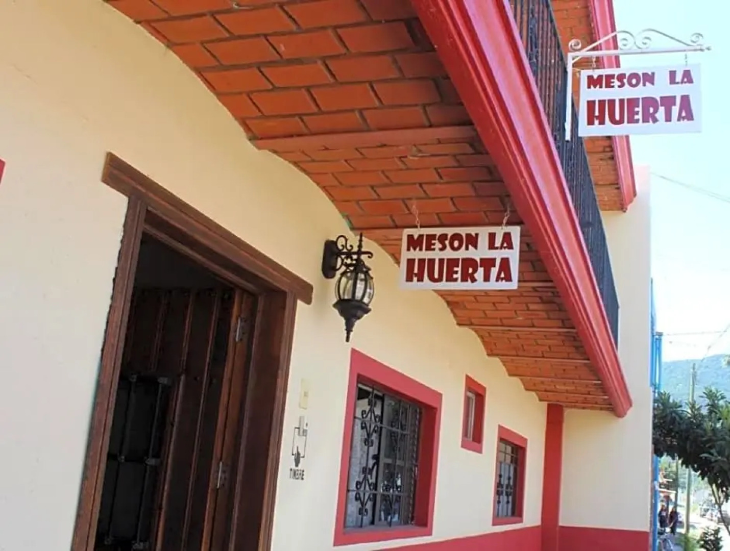 Piñata PV Hotel