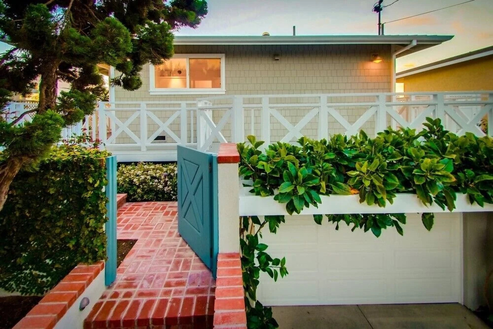 Sunset Beach 2 Bedrooms 2 Bathrooms Home