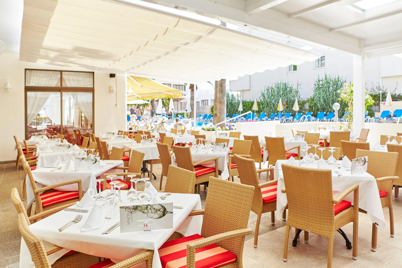 Universal Hotel Bikini